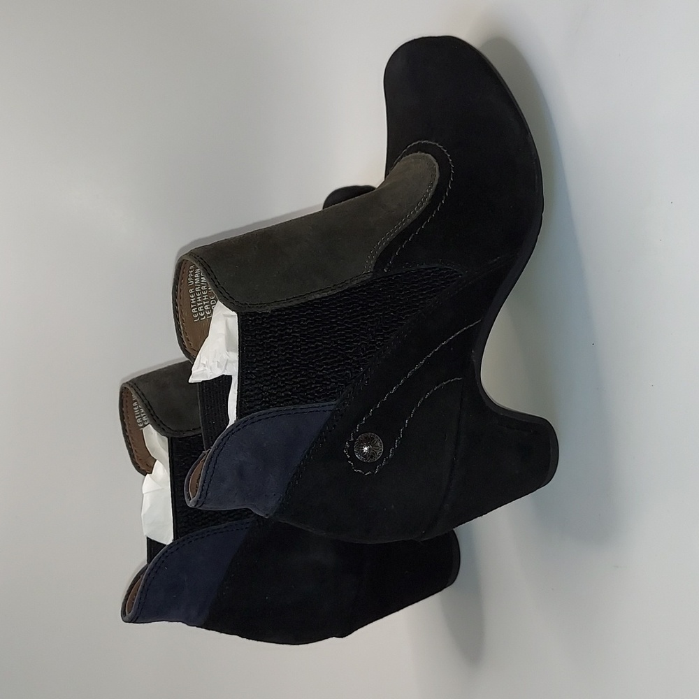 Earthies bootie, EUC, size 6B